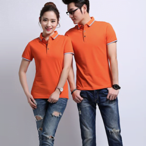 Phối áo thun với quần Jeans